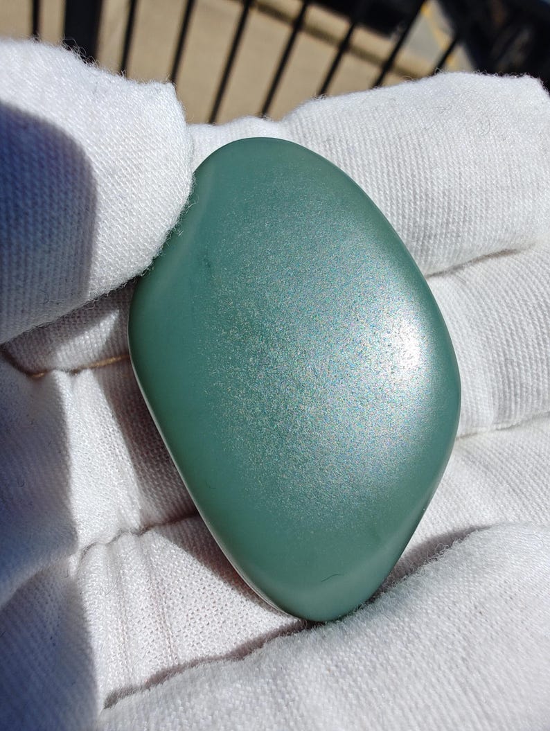 Siberian Duck Egg Cyan Nephrite Jade Palm Stone - Image 2