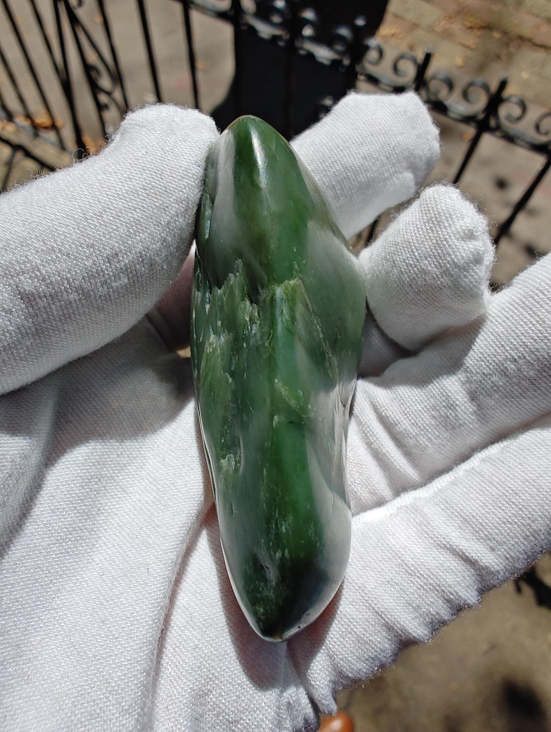 Authentic Big Sur Jade Tumbled Palm Stone - Image 5