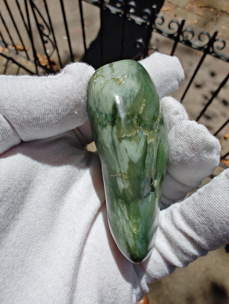 Authentic Big Sur Jade Tumbled Palm Stone - Image 7
