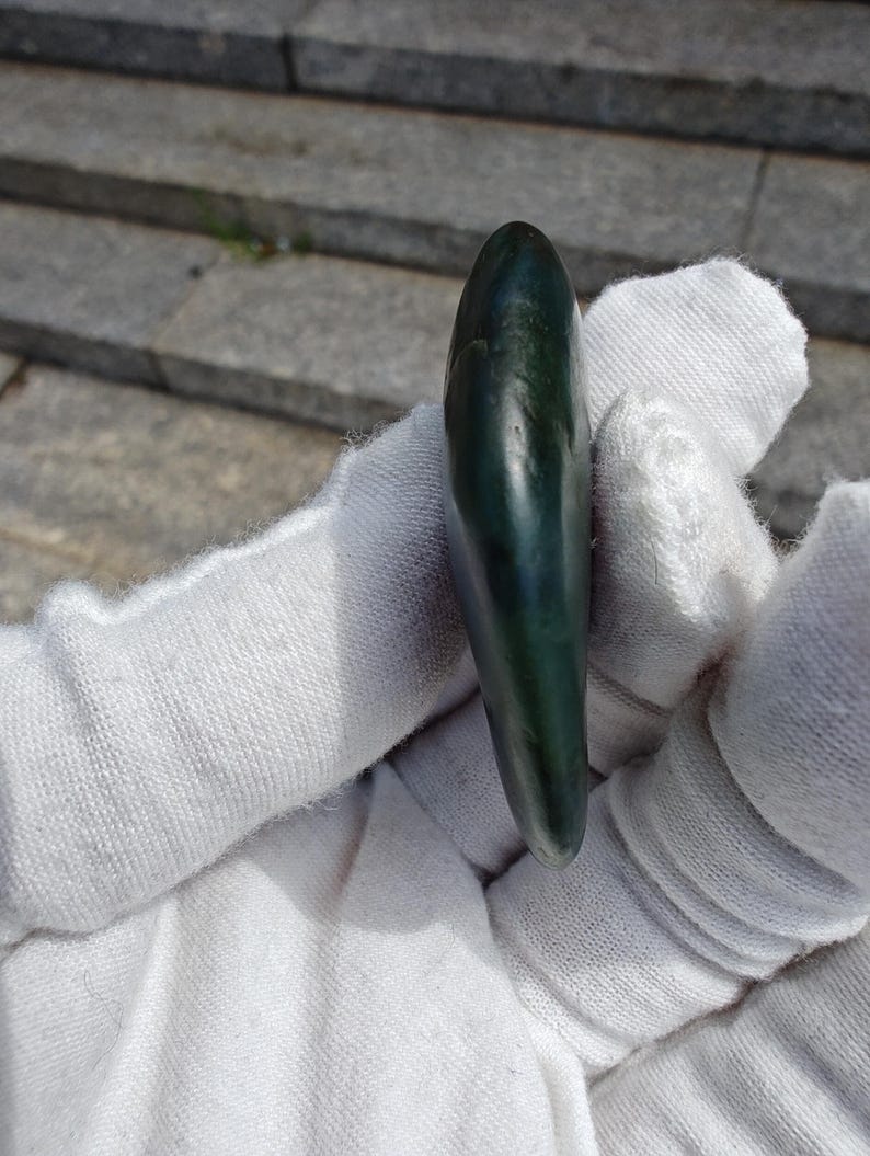 Natural Big Sur Jade Palm Stone – Ocean Polished Nephrite - Image 5
