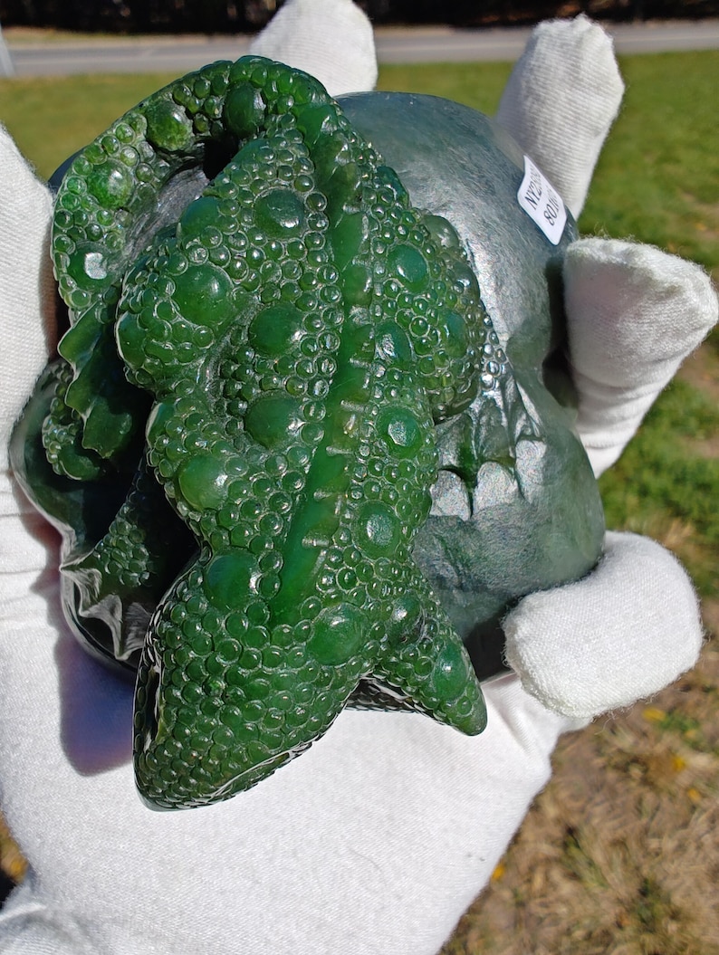 Certified Authentic Canadian Yukon Nephrite Jade Hand Carved Lizard (Not Big Sur Jade) - Image 2
