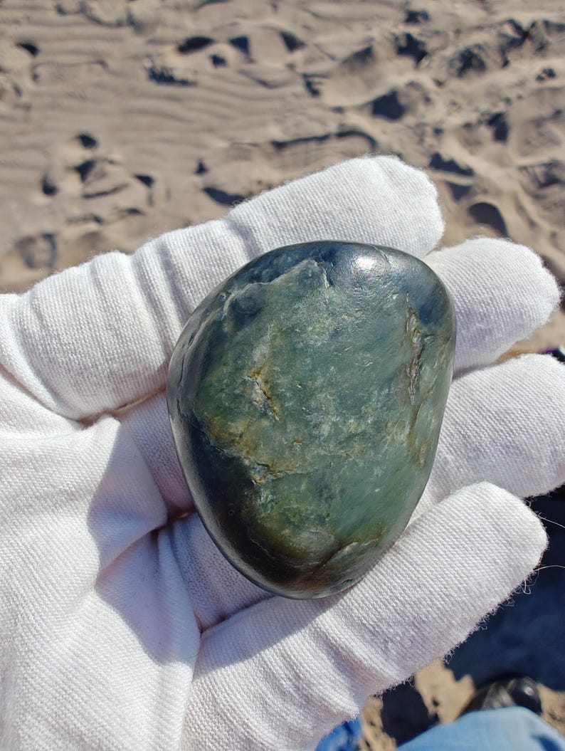 Dive Piece! Ocean Polish Big Sur Jade Palm Stone