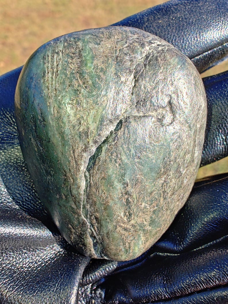 Dive Piece! Ocean Polish Big Sur Jade Palm Stone