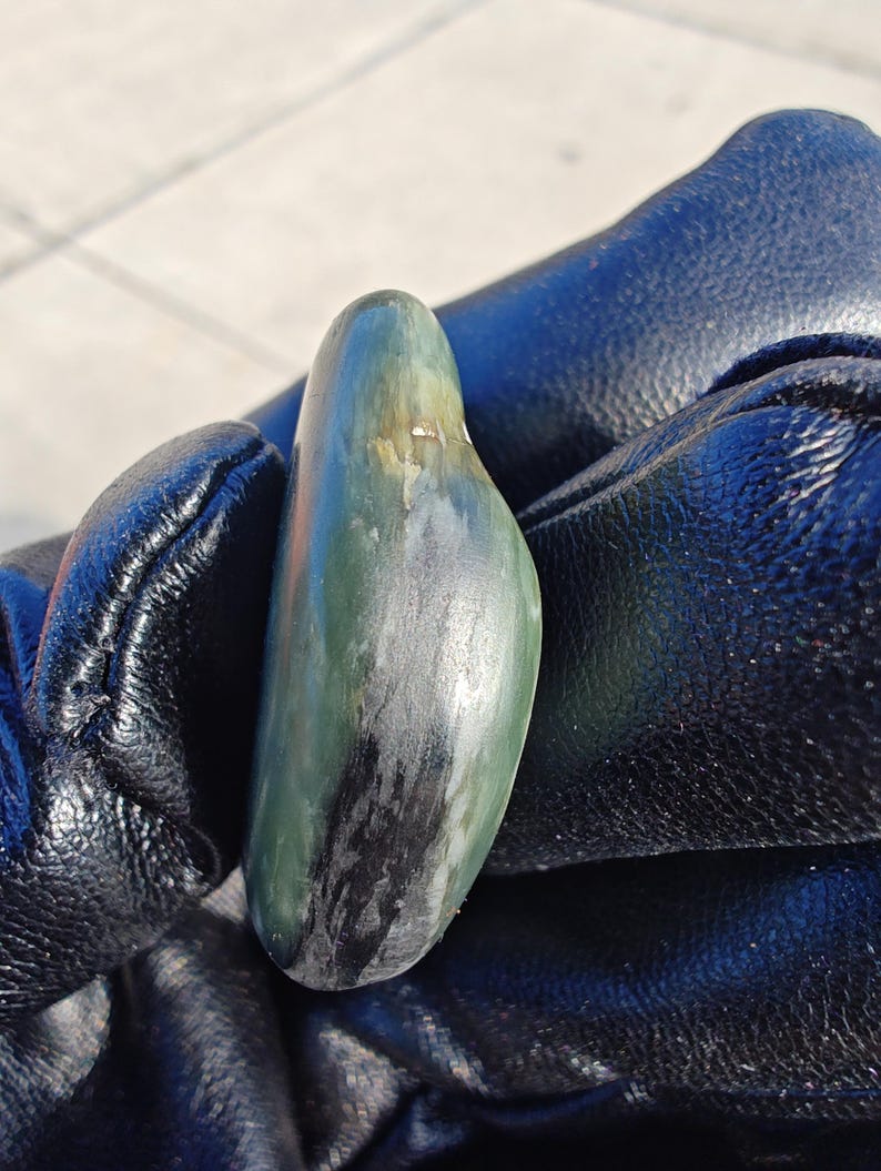 Californian Big Sur Nephrite Jade - Hand Polished Stone - Image 4