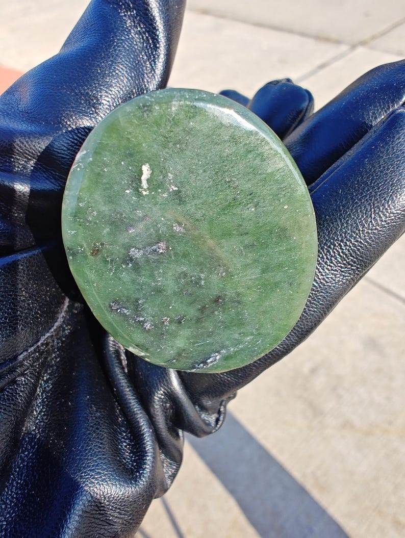 Hand Carved Lab Certified Canadian Yukon Nephrite Jade Sanxingdui Ruin Little Guy - Image 5