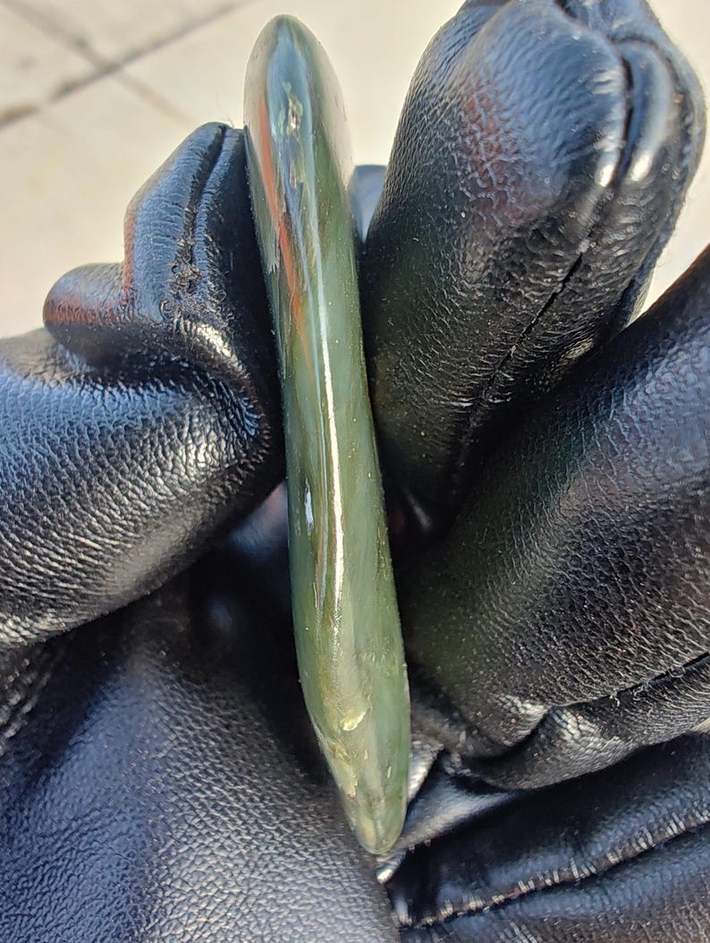 Californian Big Sur Nephrite Jade - Hand Polished Stone - Image 4