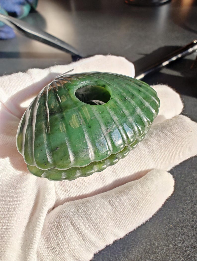 Certified Authentic Nephrite Jade Hand Carved Clam With A Jade Ball