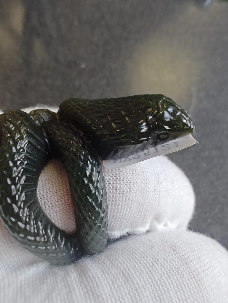 Certified Handcarved Authentic Nephrite Jade King Cobra Ring - size 10.5 - Image 6