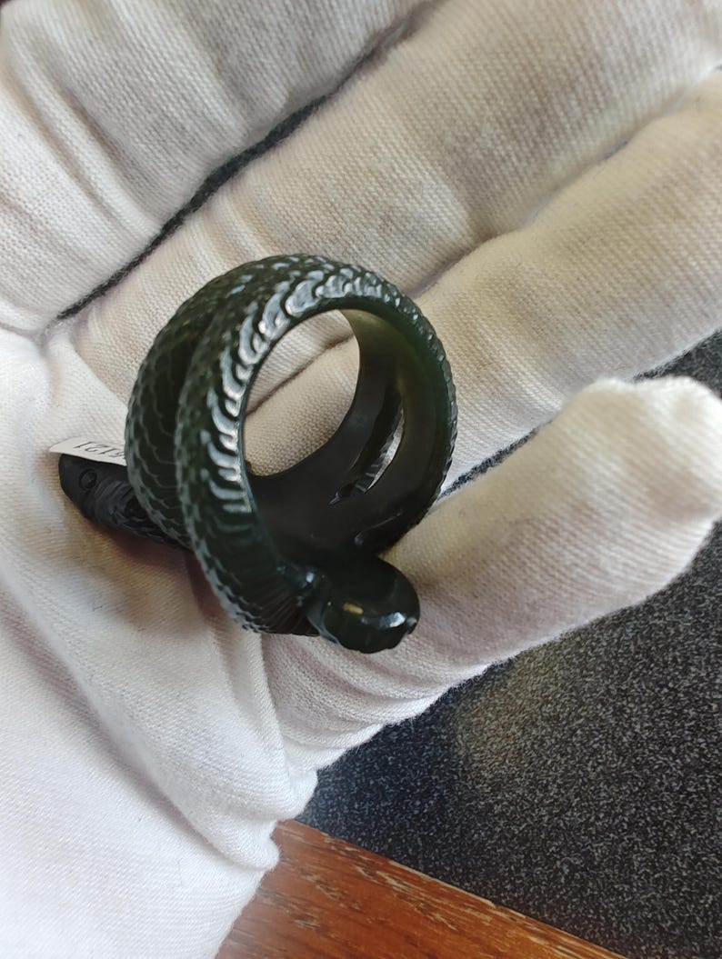 Certified Handcarved Authentic Nephrite Jade King Cobra Ring - size 10.5 - Image 7
