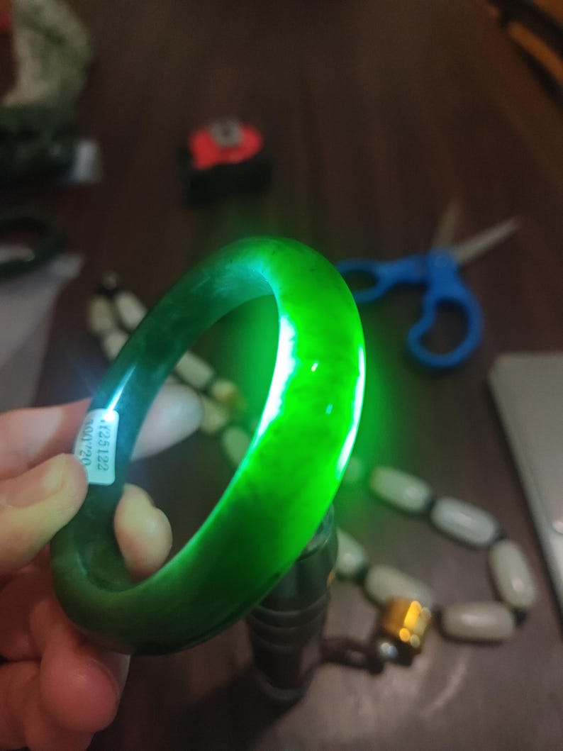 Handmade Canadian Nephrite Jade Bangle Bracelet (57mm Inner Diameter) - Image 9