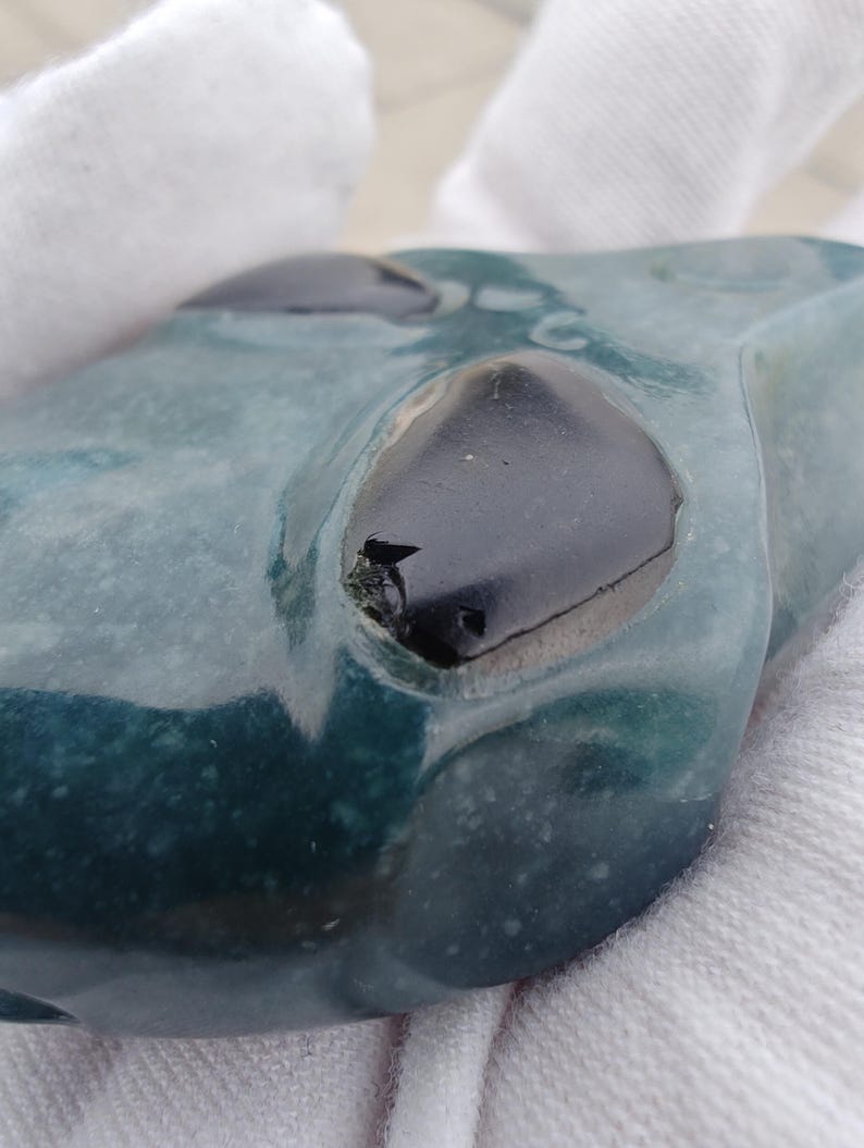 Guatemalan Jadeite Jade Ram Pendant, Hand Carved Cat's Eye Alien Pendant - Image 4