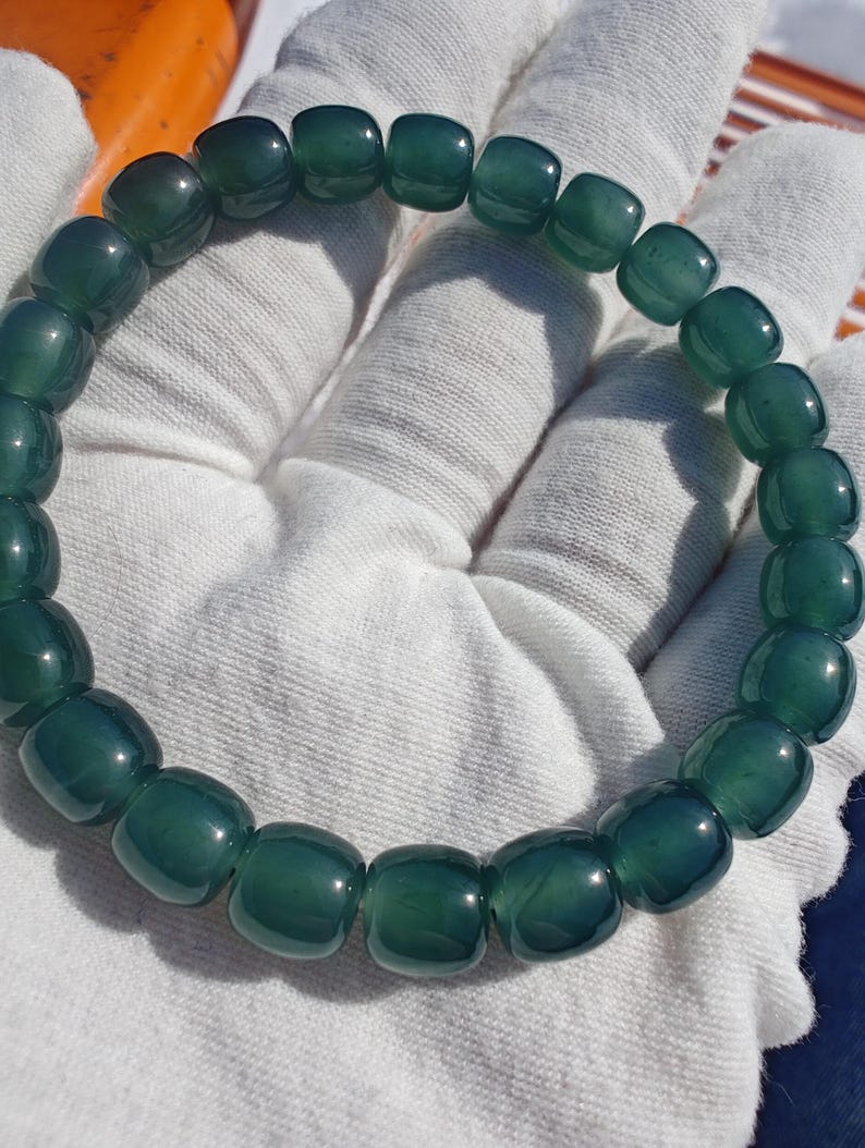 Certified Authentic Guatemalan Jadeite Jade Beaded Bracelet - Blue-Green