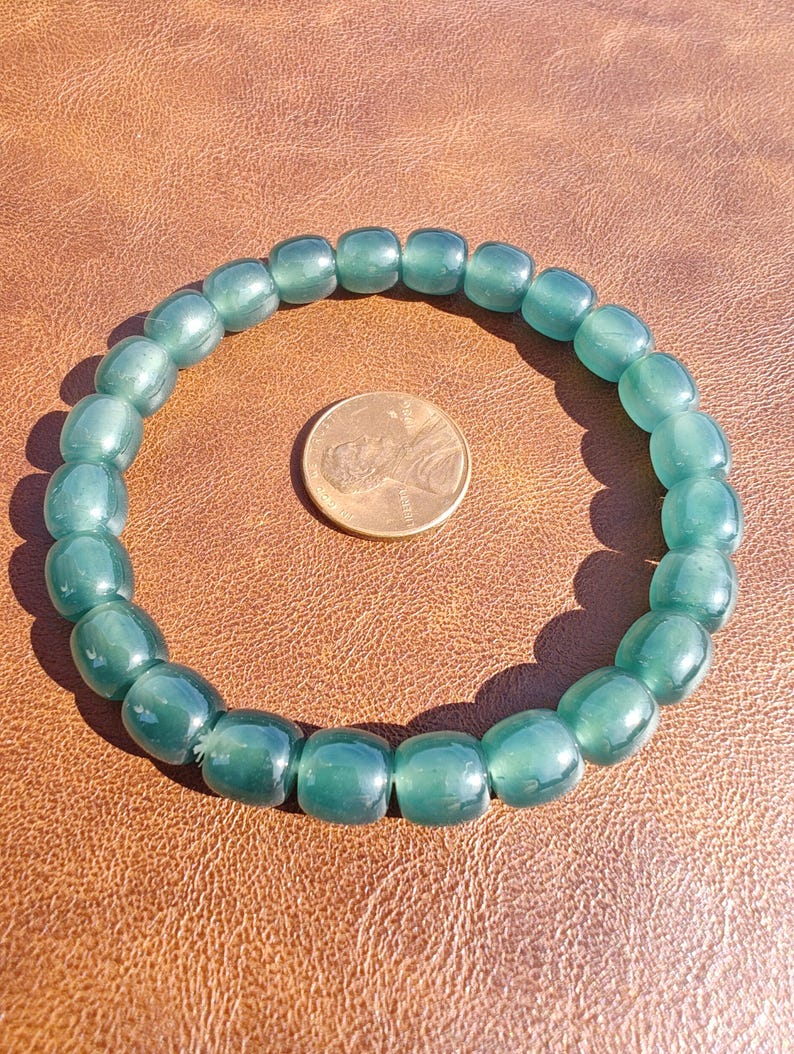 Certified Authentic Guatemalan Jadeite Jade Beaded Bracelet - Blue-Green - Image 2