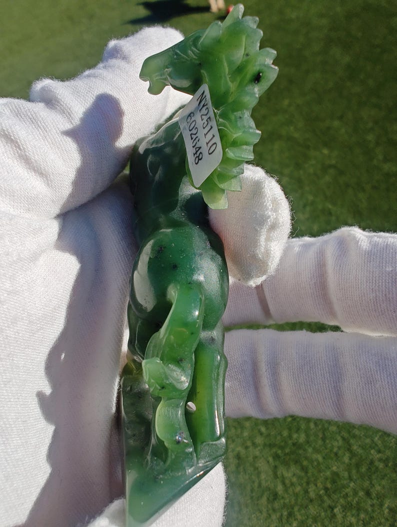 Mac's Jade Brand Handcrafted Certified Himalayan Nephrite Jade Horse (Medium) - Image 4