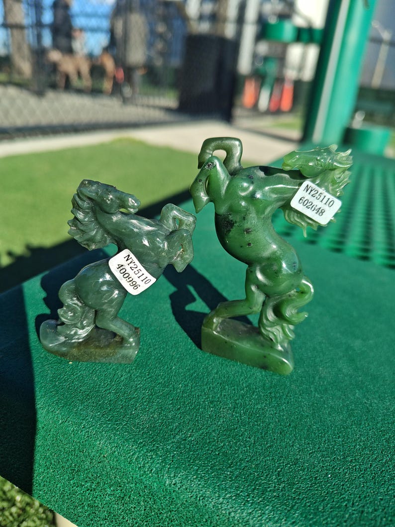 Mac's Jade Brand Handcrafted Certified Nephrite Jade Horse (Small) - Image 6