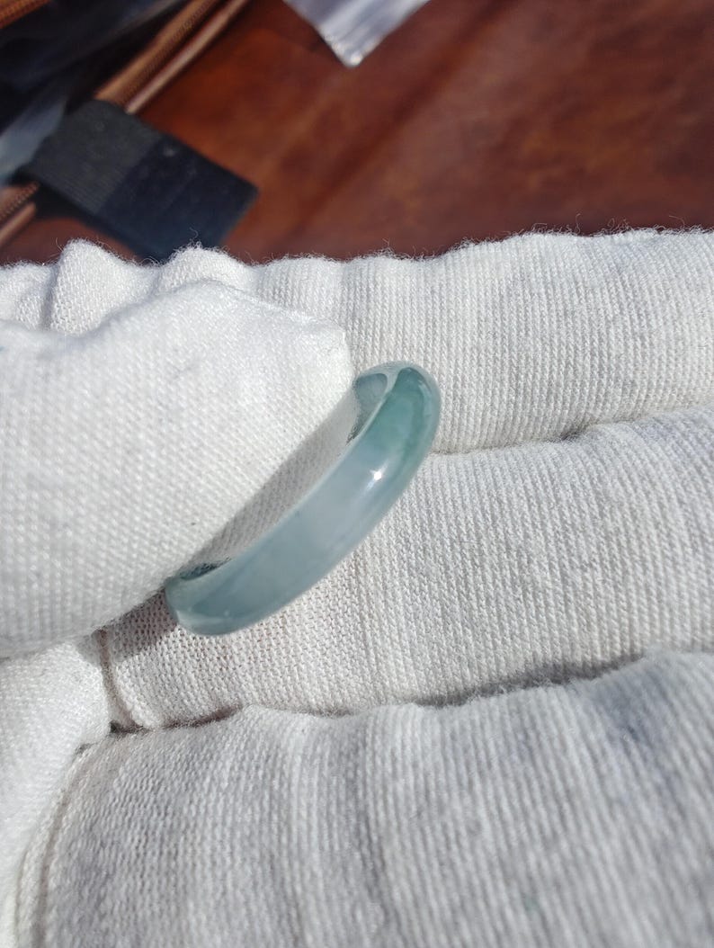 Icy! Certified Handmade Guatemalan Icy Jadeite Jade Ring US Size 8 - Image 2