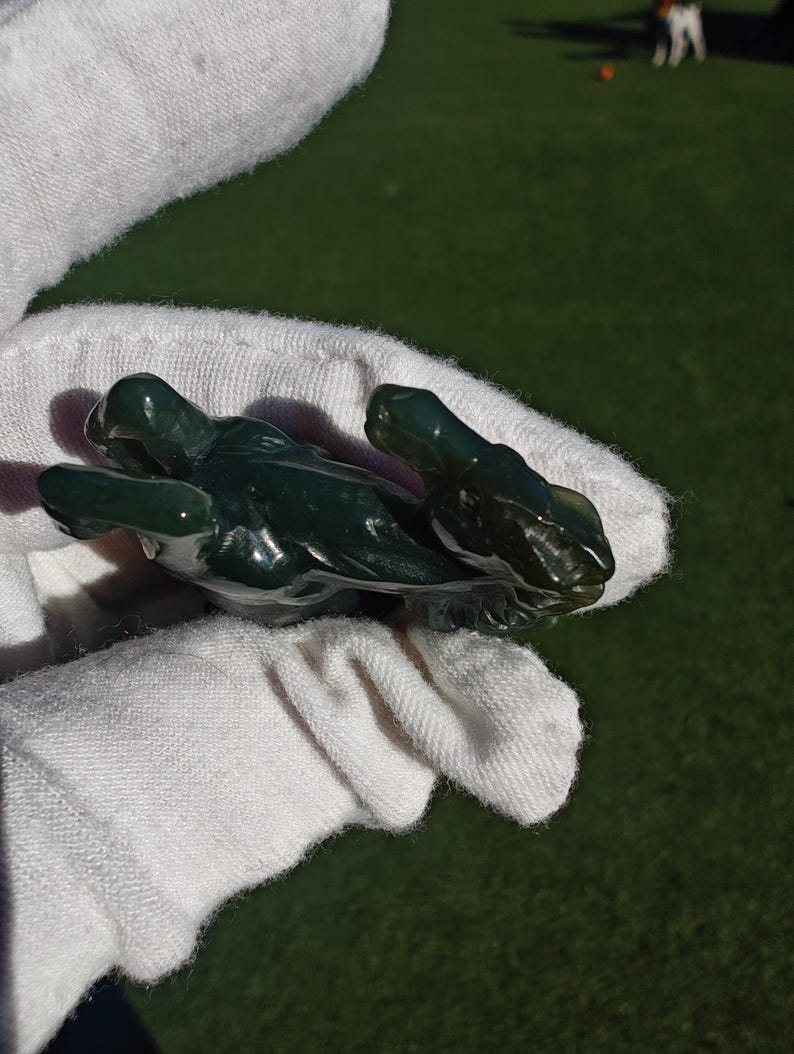 Mac's Jade Brand Handcrafted Certified Nephrite Jade Horse (Small) - Image 3