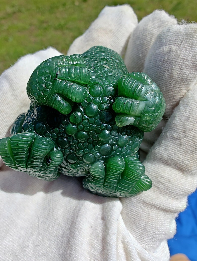 Certified Handmade Authentic Canadian Icy Nephrite Jade Frog (Yukon Jade) - Image 9