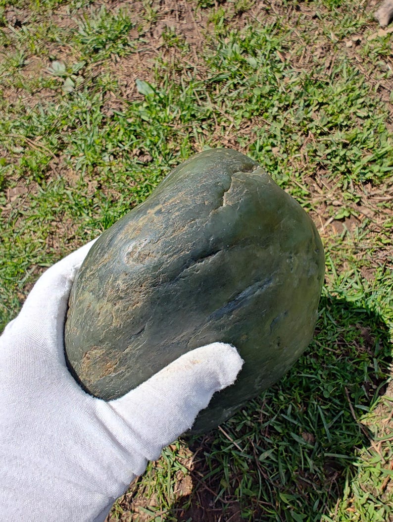 Huge Dive Piece! Ocean Polish Big Sur Nephrite Jade Boulder , Almost 14lbs - Image 6