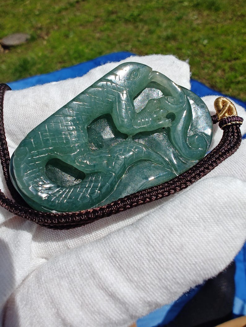 Certiy Guatemalan Icy Jadeite Jade Lizard - Image 3