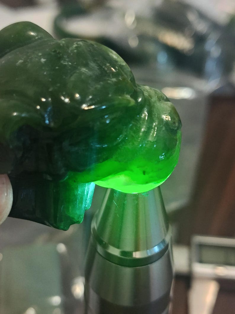 Certified Handmade Authentic Canadian Yukon Icy Nephrite Jade Puppy Dog Carving - Image 9