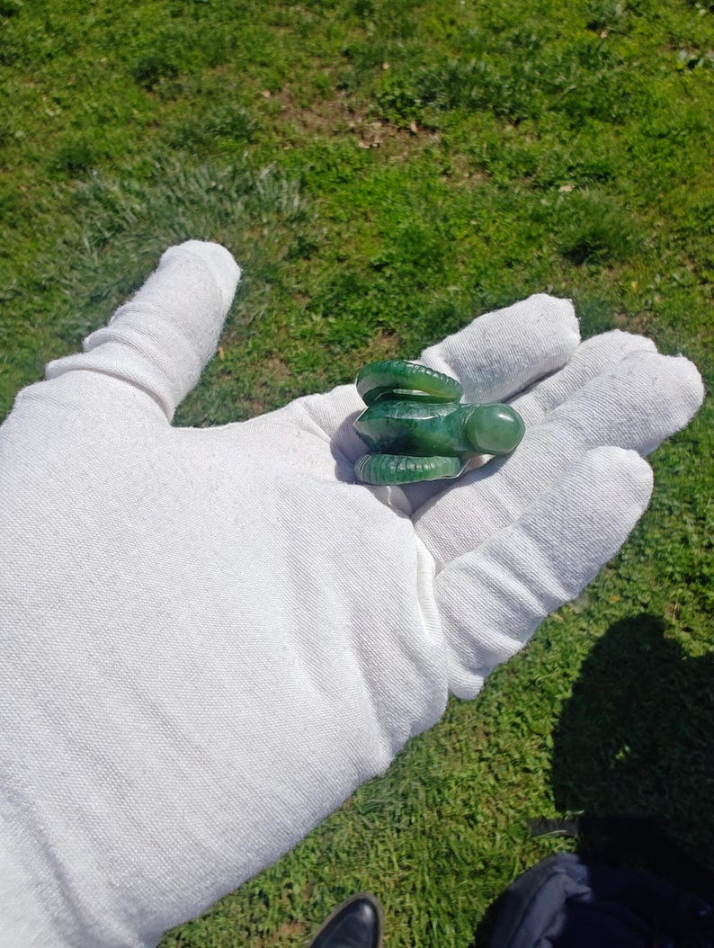 Canadian Nephrite Jade Ram Head Pendant, Hand Carved, Lab Certified - Image 10
