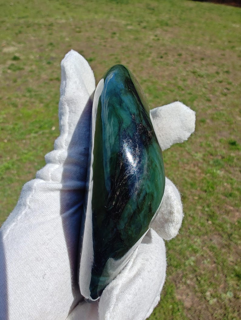 Authentic Big Sur Blue Vulcan Jade Hand Polish Palm Stone - Image 6