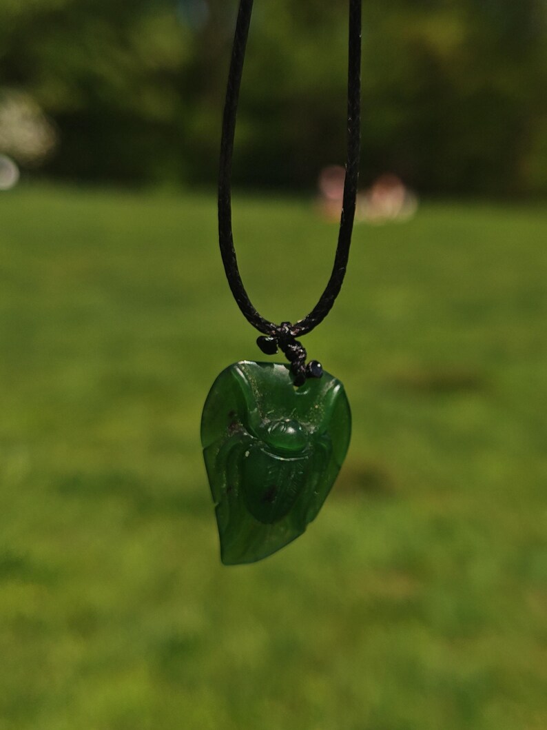 Hand-Crafted Certified Siberian Spinach Green Nephrite Jade Baby Spider Pendant - Image 5