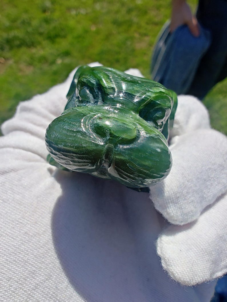 Certified Handmade Authentic Canadian Yukon Icy Nephrite Jade Puppy Dog Carving
