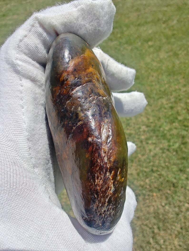 Dive Piece! Natural Big Sur Nephrite Jade Oceab Polish 美国碧玉籽料 - Image 6