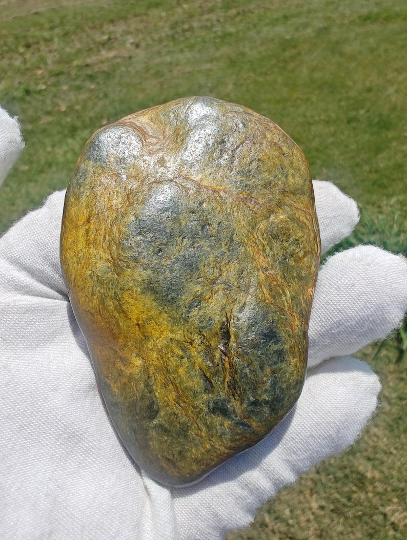 Dive Piece! Natural Big Sur Nephrite Vulcan Jade Oceab Polish 美国碧玉籽料