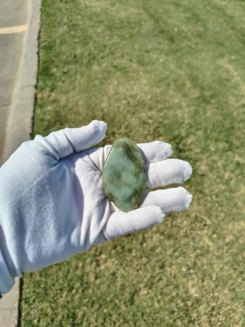 Siberian Nephrite Jade Palm Stone – Duck Egg Cyan Jade - Image 7