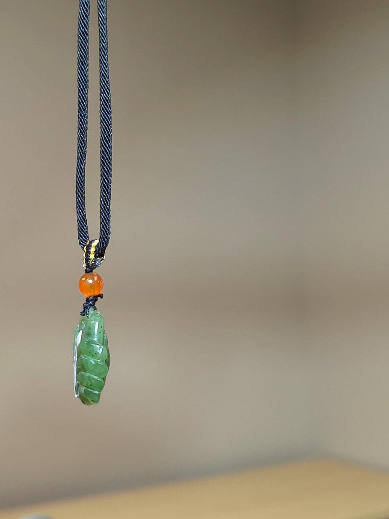 Certified Hand Carved Canadian Nephrite Jade Crab Pendant - Image 5