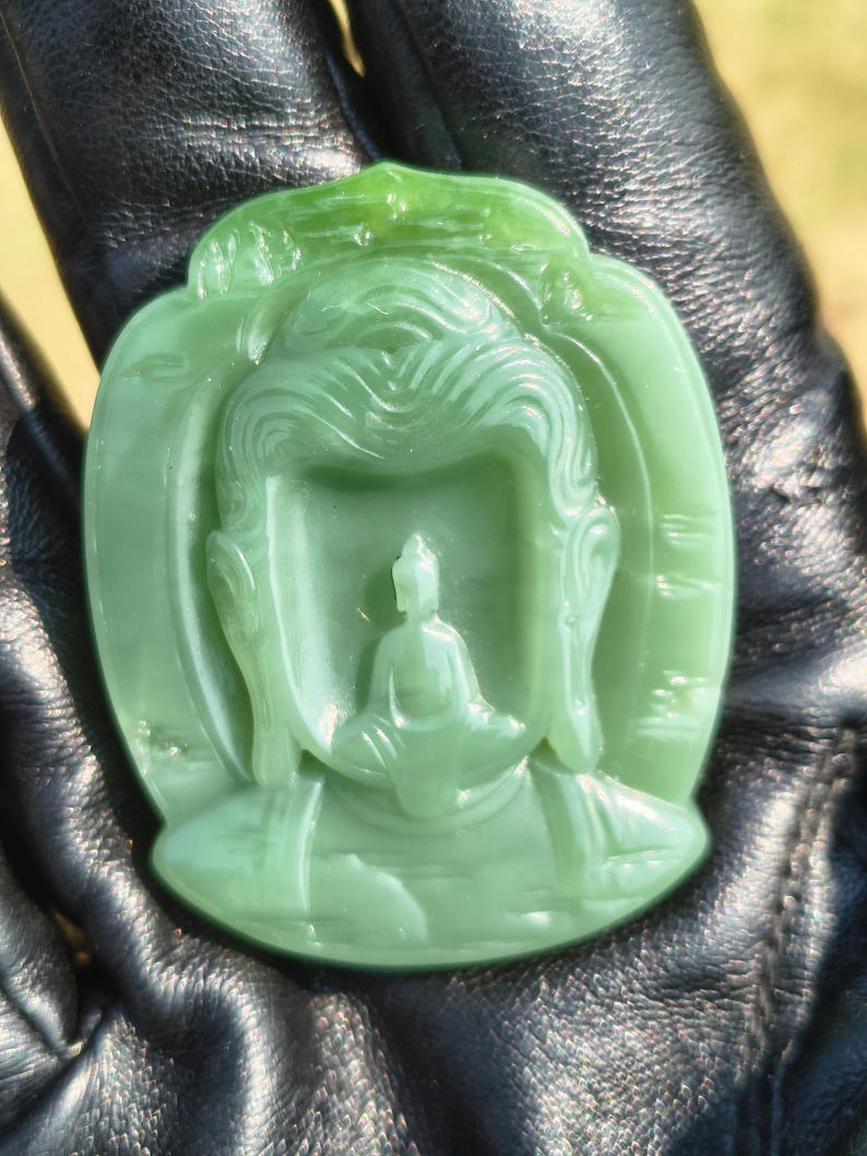 Gem-level plastic like jade amulet Buddha pendant - Buddha in Mind