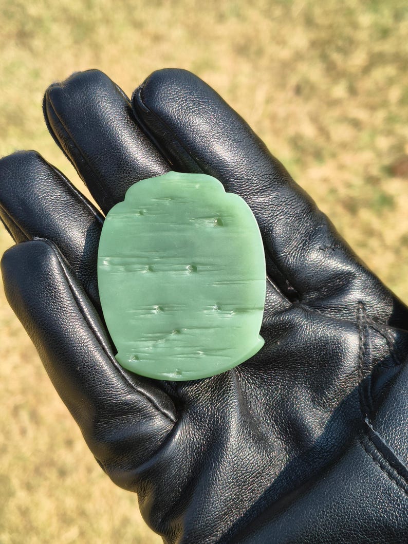 Gem-level plastic like jade amulet Buddha pendant - Buddha in Mind - Image 7