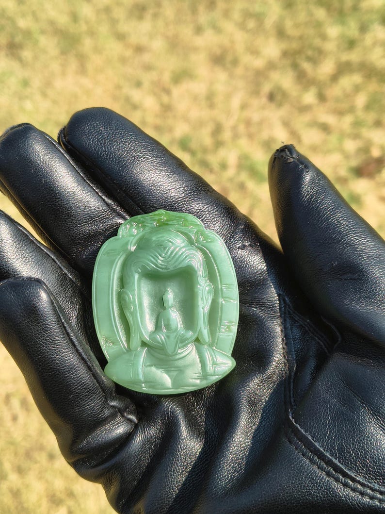 Gem-level plastic like jade amulet Buddha pendant - Buddha in Mind - Image 8