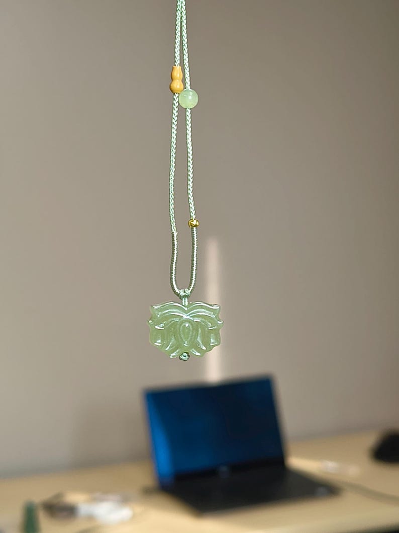 Lotus Flower Pendant – Kunlun Nephrite Jade