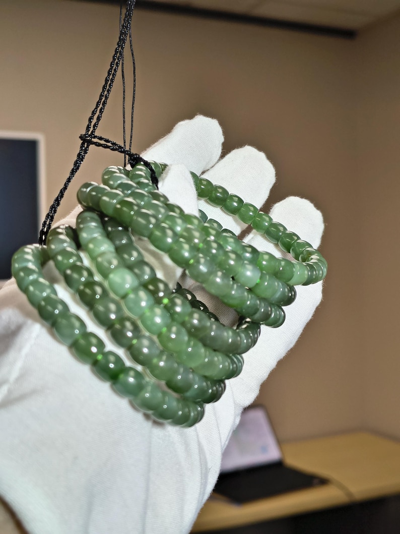Natural Siberian Nephrite Jade Beaded Bracelet – 6mm Barrel Gemstone Stretch (7 Inch)